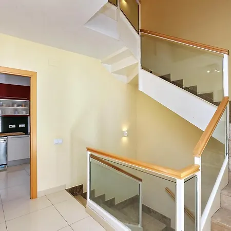 Homestay An Excellent Double Close To The Udg University *